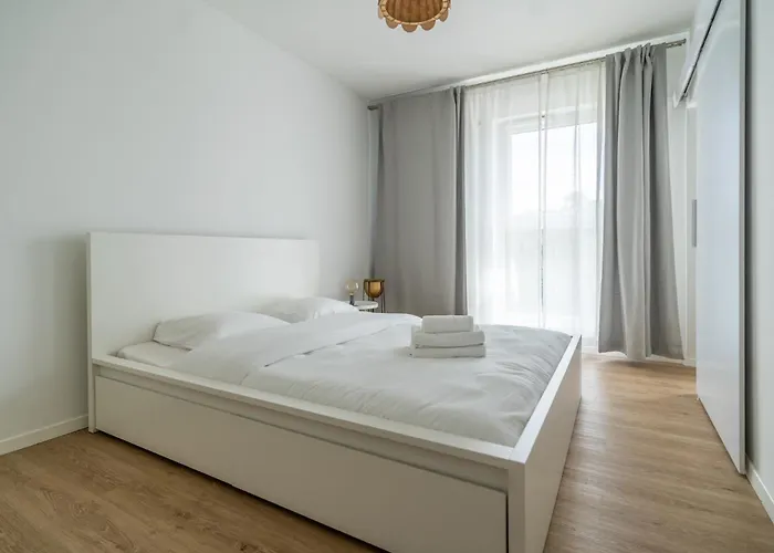 Apartment Park Slaski Charming By Bookinghost