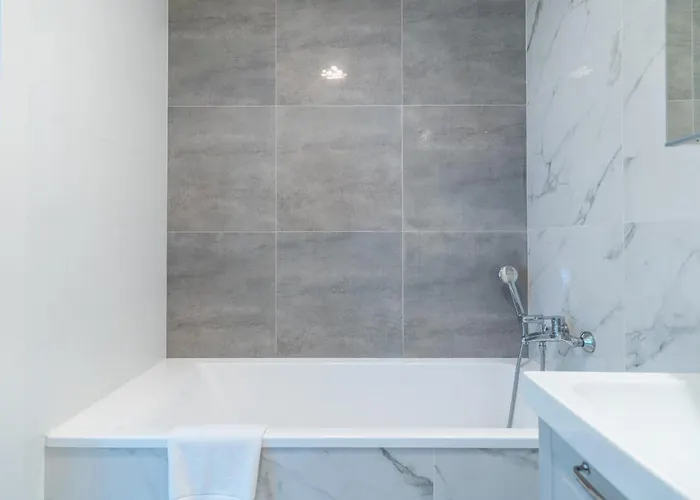 Park Slaski Charming By Bookinghost * קטוביץ