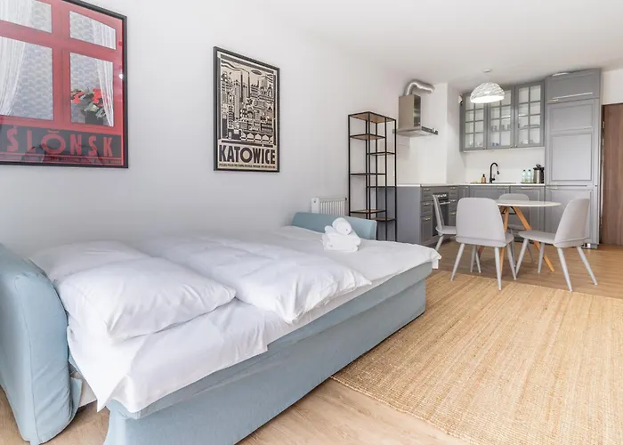 Park Slaski Charming By Bookinghost Apartment